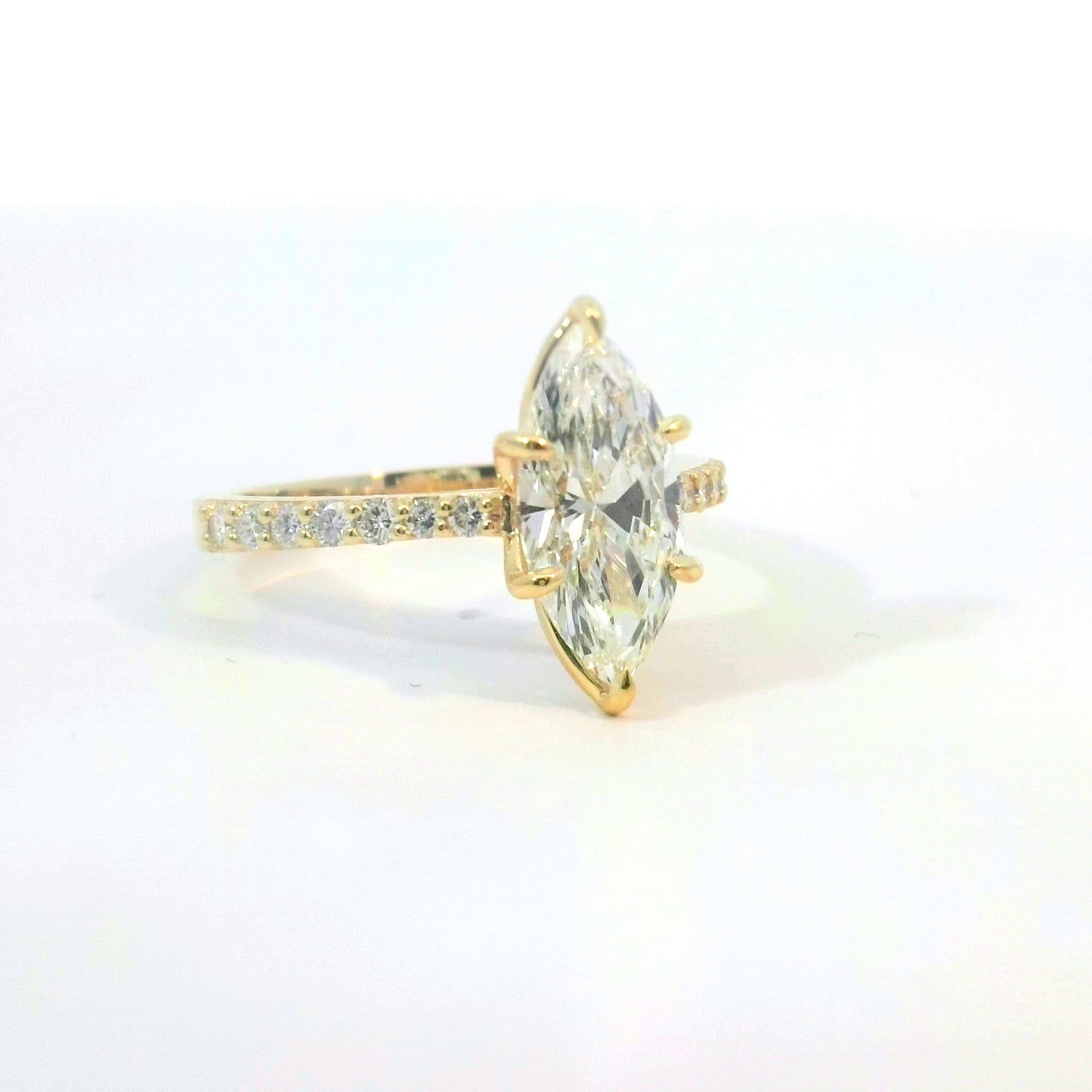 MARQUISE SOLITAIRE DIAMOND RING